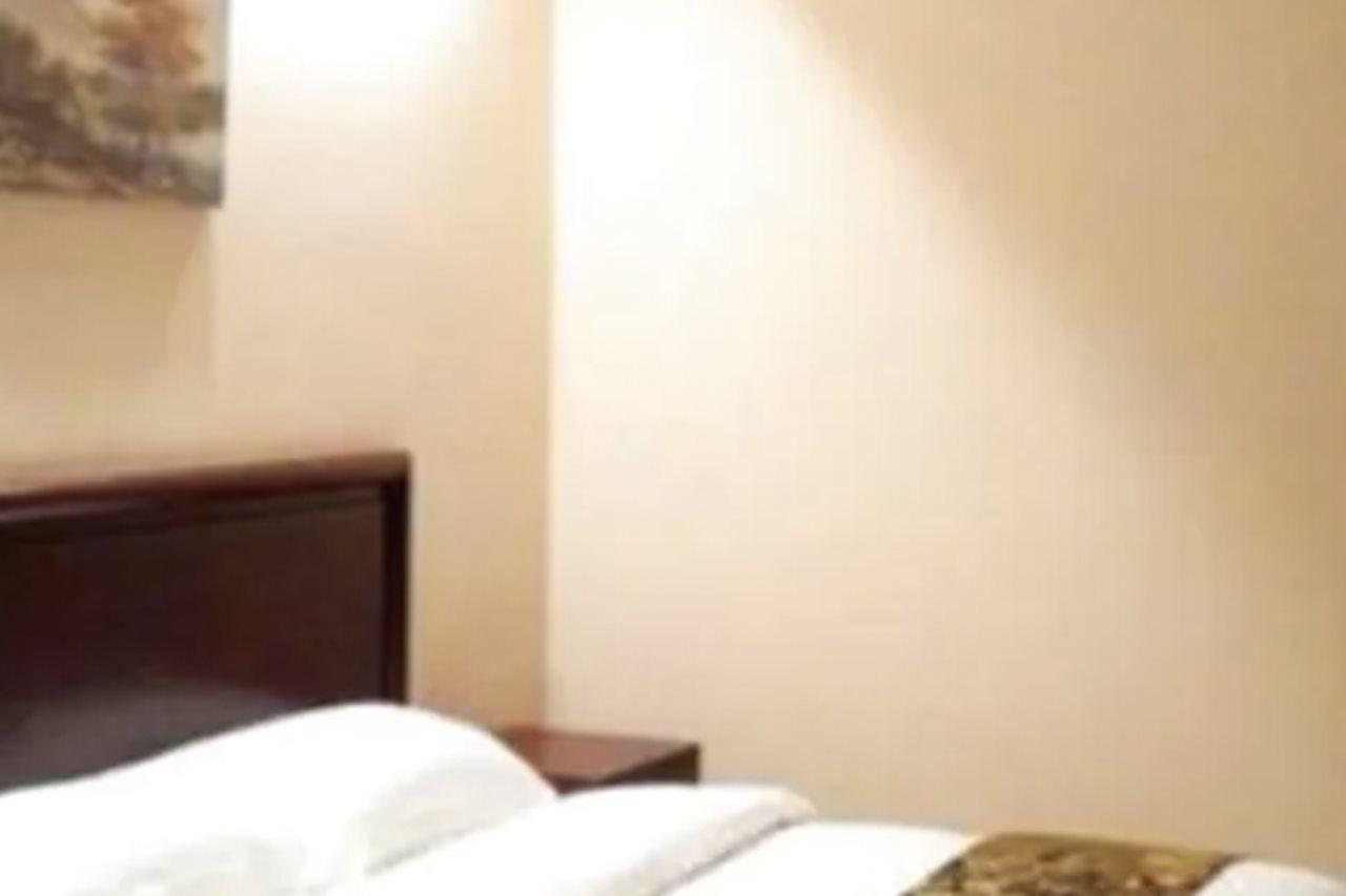 Greentree Inn Henan Qinyang Middle Huaifu Road Express Hotel Luaran gambar
