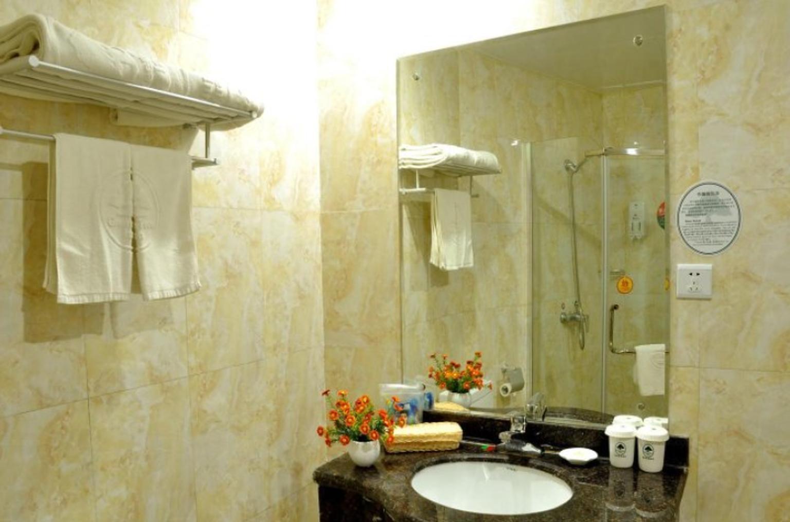 Greentree Inn Henan Qinyang Middle Huaifu Road Express Hotel Luaran gambar