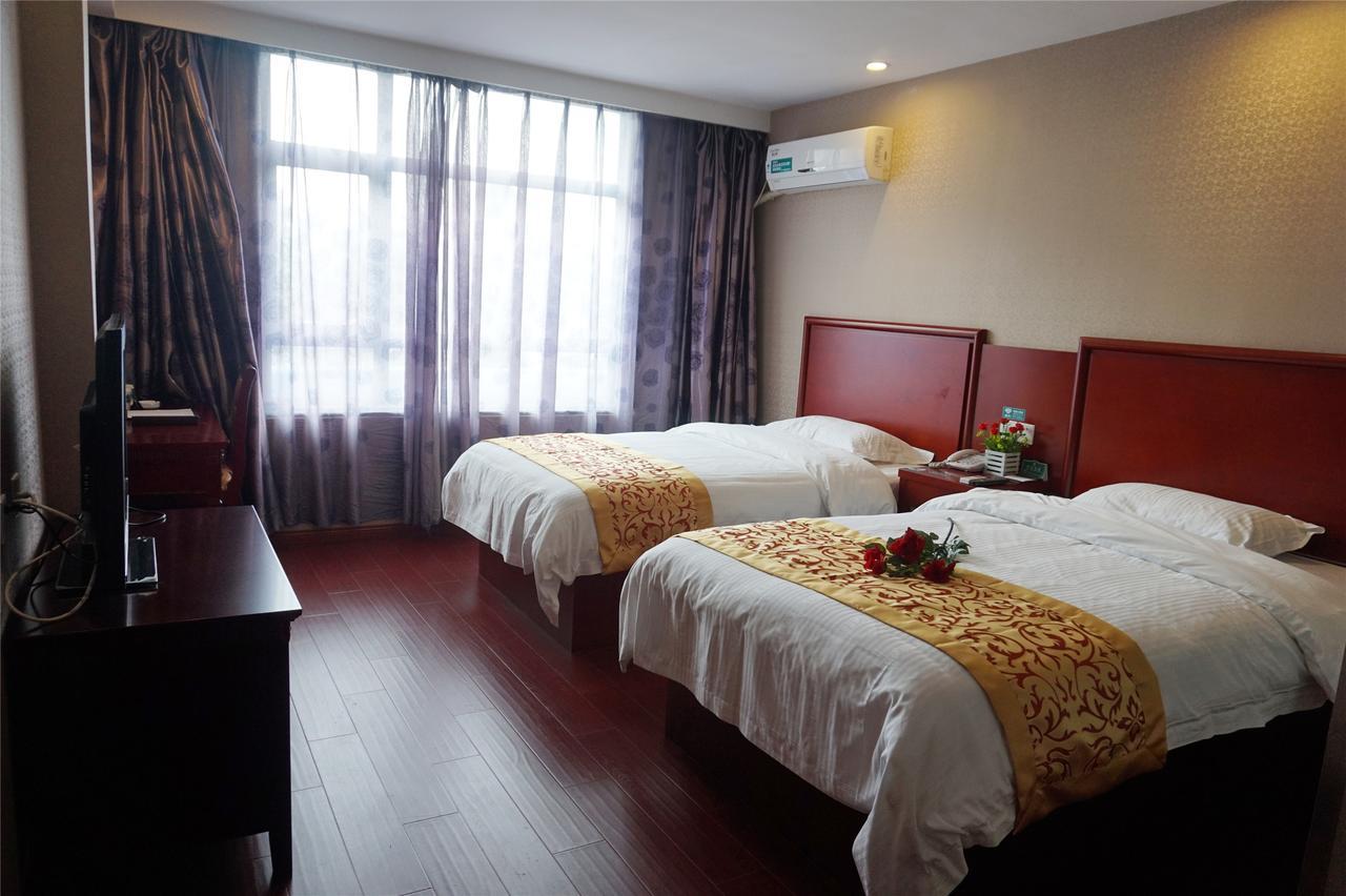 Greentree Inn Henan Qinyang Middle Huaifu Road Express Hotel Luaran gambar