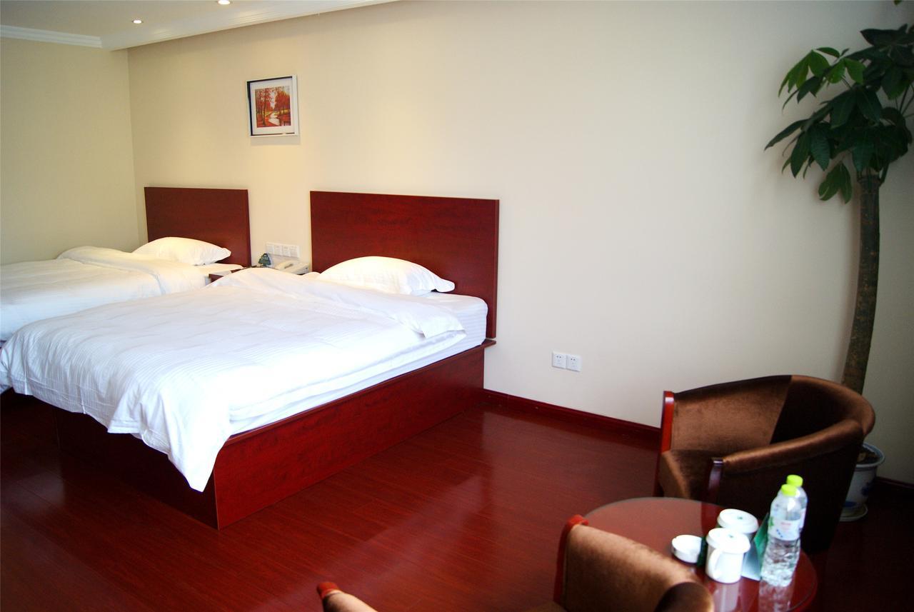 Greentree Inn Henan Qinyang Middle Huaifu Road Express Hotel Luaran gambar