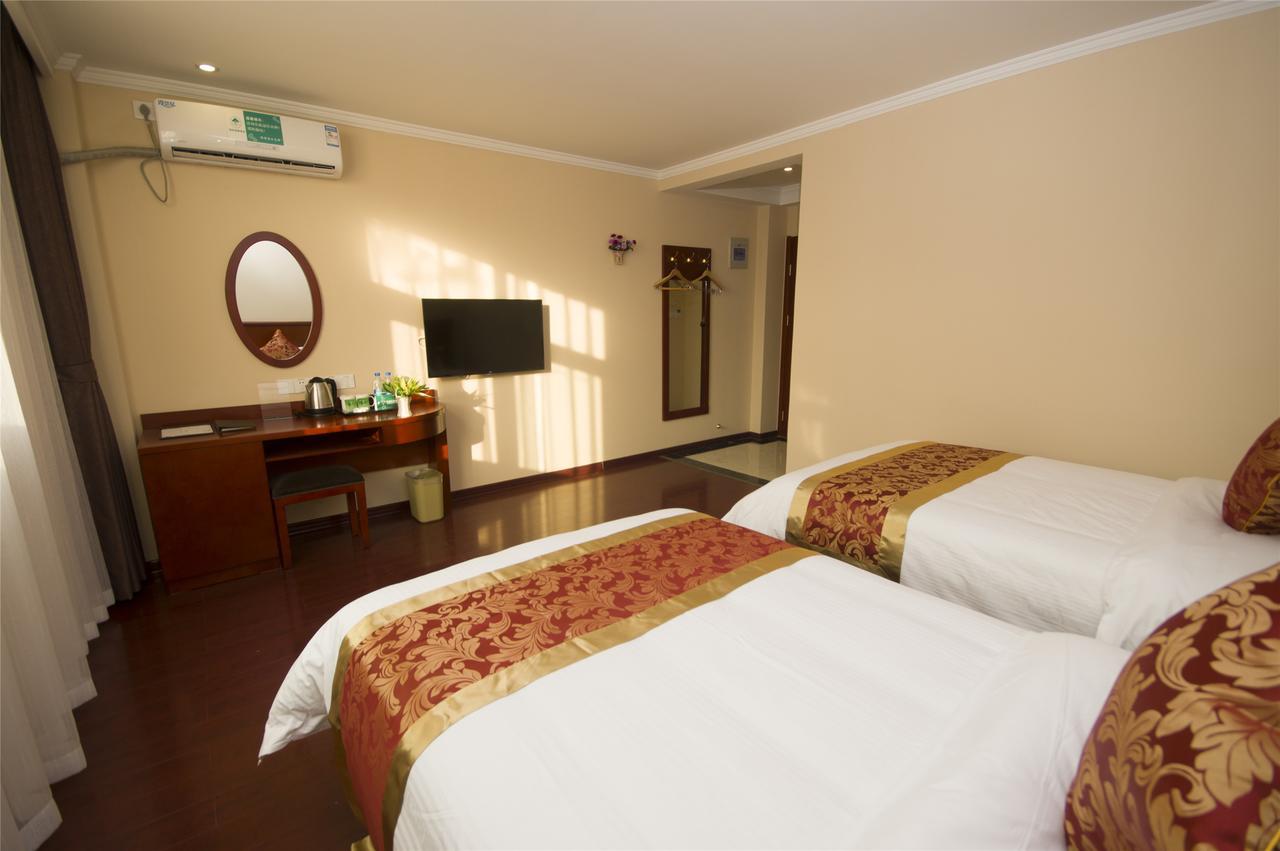 Greentree Inn Henan Qinyang Middle Huaifu Road Express Hotel Luaran gambar