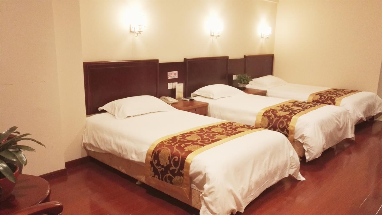 Greentree Inn Henan Qinyang Middle Huaifu Road Express Hotel Luaran gambar