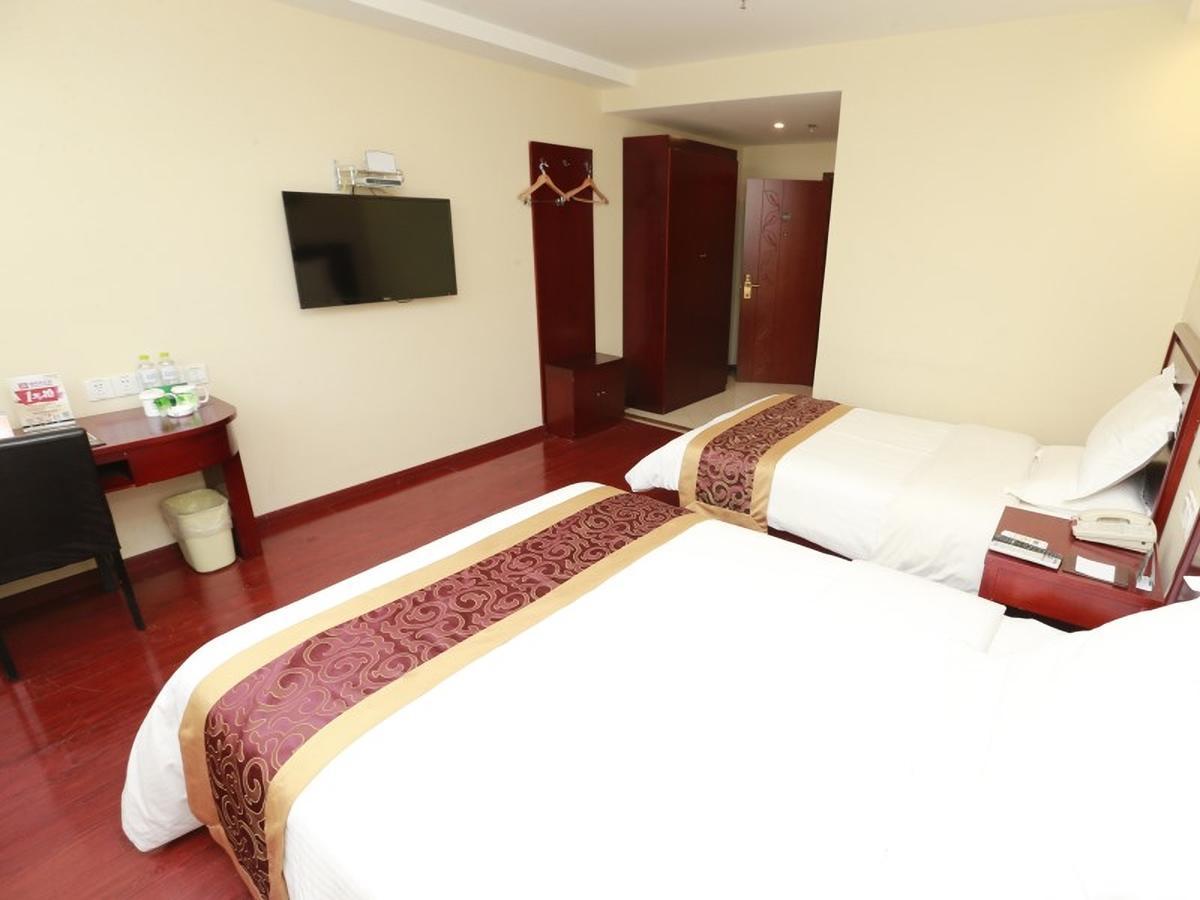 Greentree Inn Henan Qinyang Middle Huaifu Road Express Hotel Luaran gambar