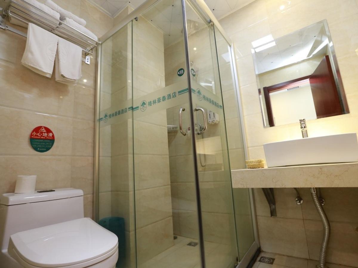 Greentree Inn Henan Qinyang Middle Huaifu Road Express Hotel Luaran gambar